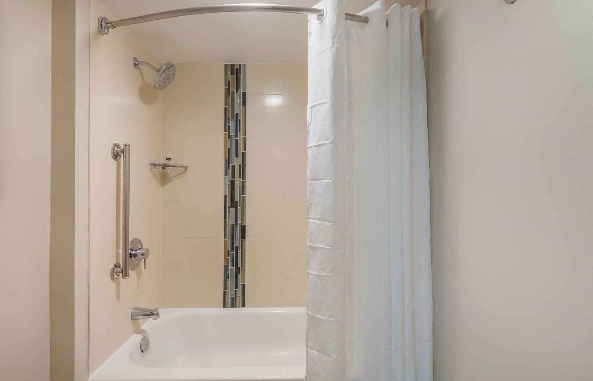 Extended Stay America Premier Suites - Cleveland - Independence Esterno foto