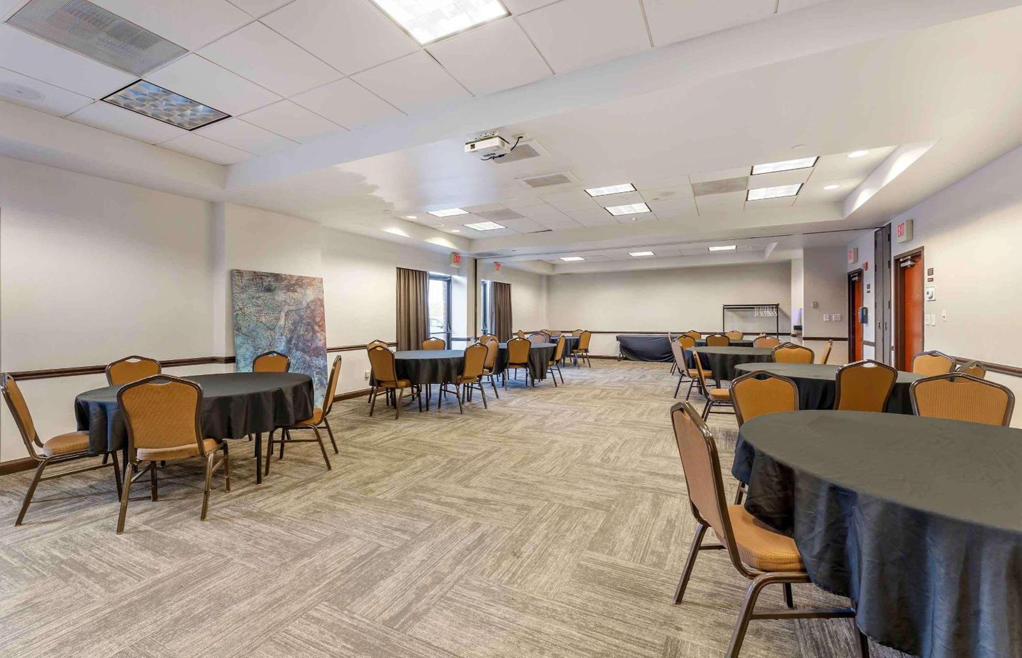 Extended Stay America Premier Suites - Cleveland - Independence Esterno foto